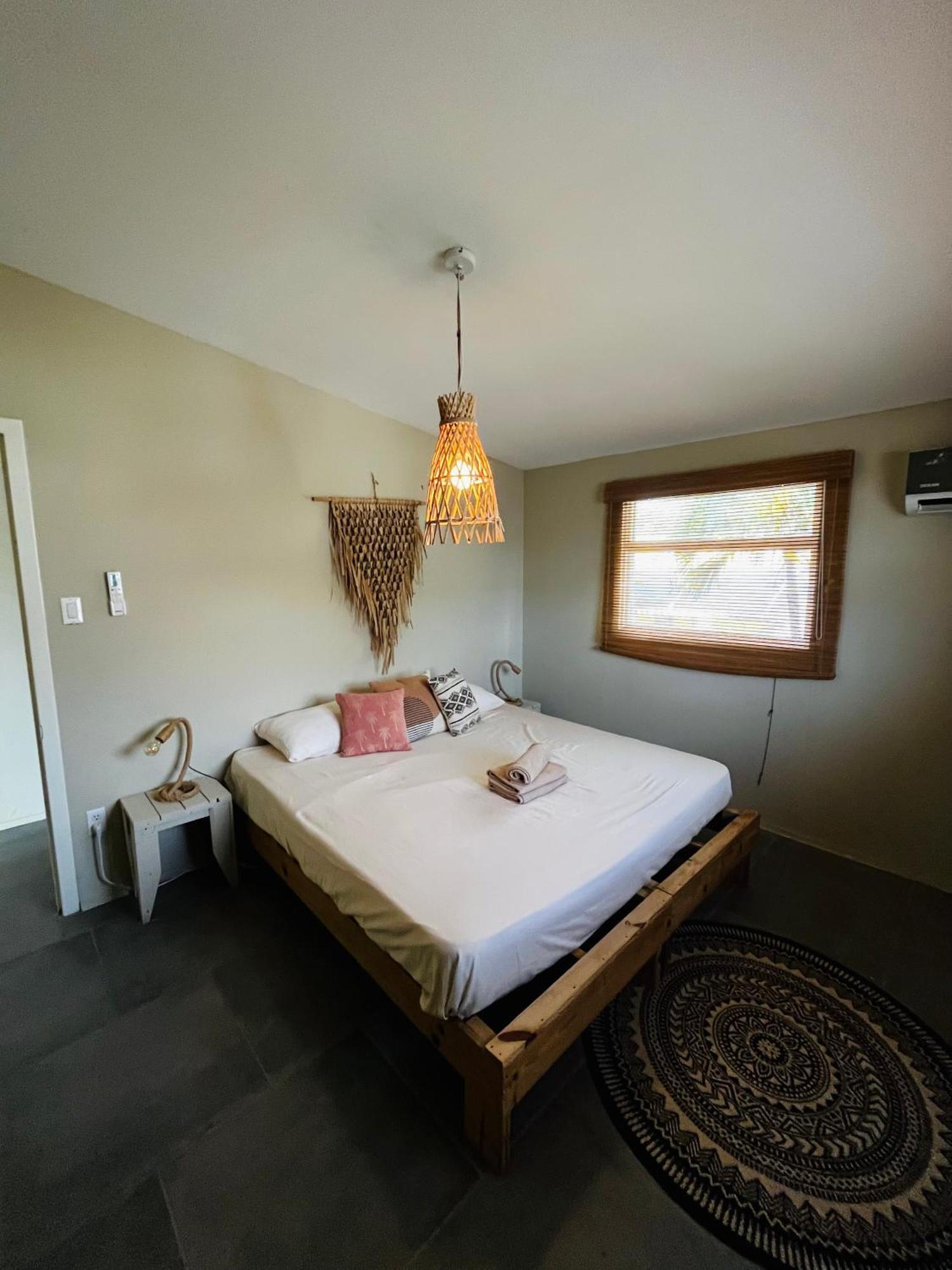 Casa Di Caribe - Beach House Willemstad Extérieur photo